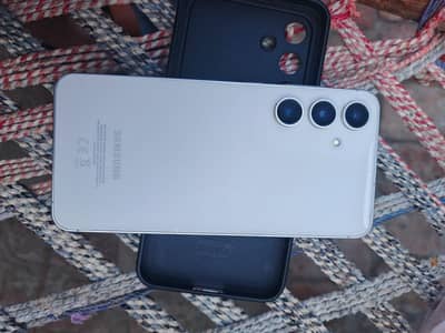 Samsung Mobile S24 fE
