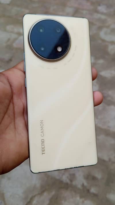 Tecno CAMON 30S