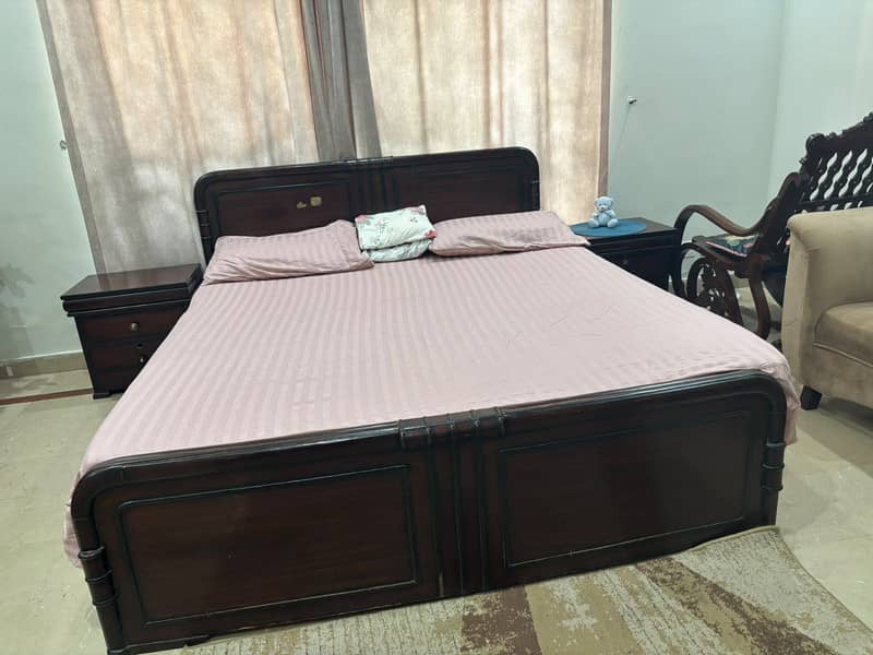 Bed with Side Tables 1