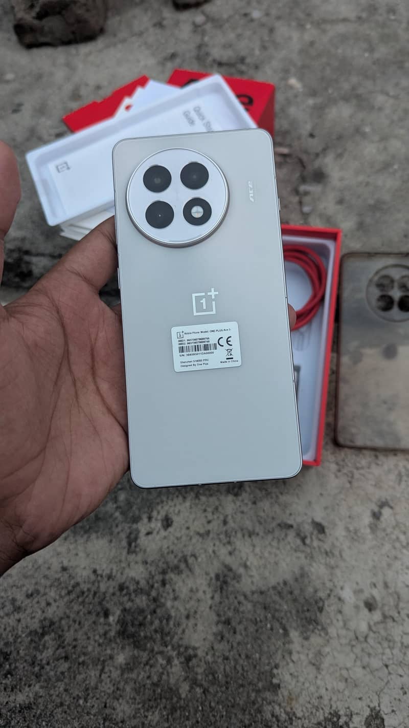 Oneplus 13r ace 5 0
