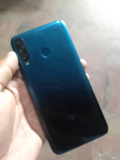 Itel S15 Pro 2/32