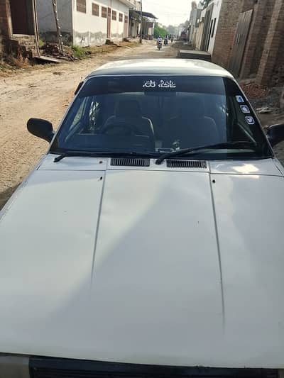 Nissan Sunny 1987