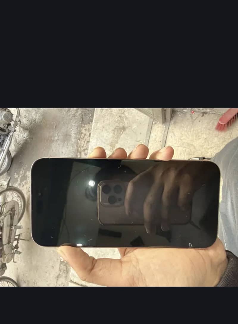 Apple iPhone 16 Pro Max (dual physical) 1