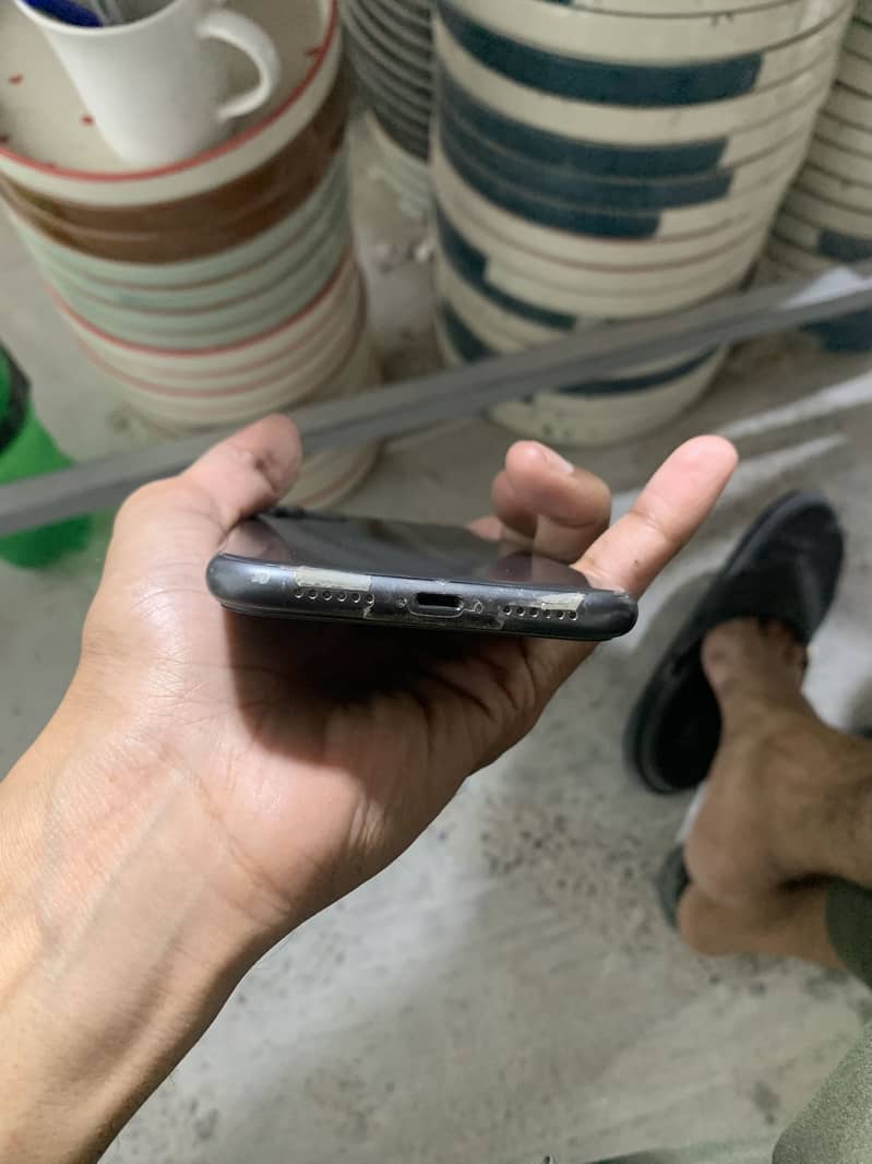 Apple iPhone 11 1