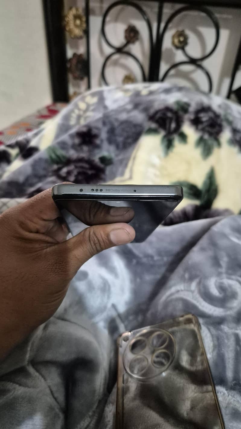 Tecno CAMON 30 2