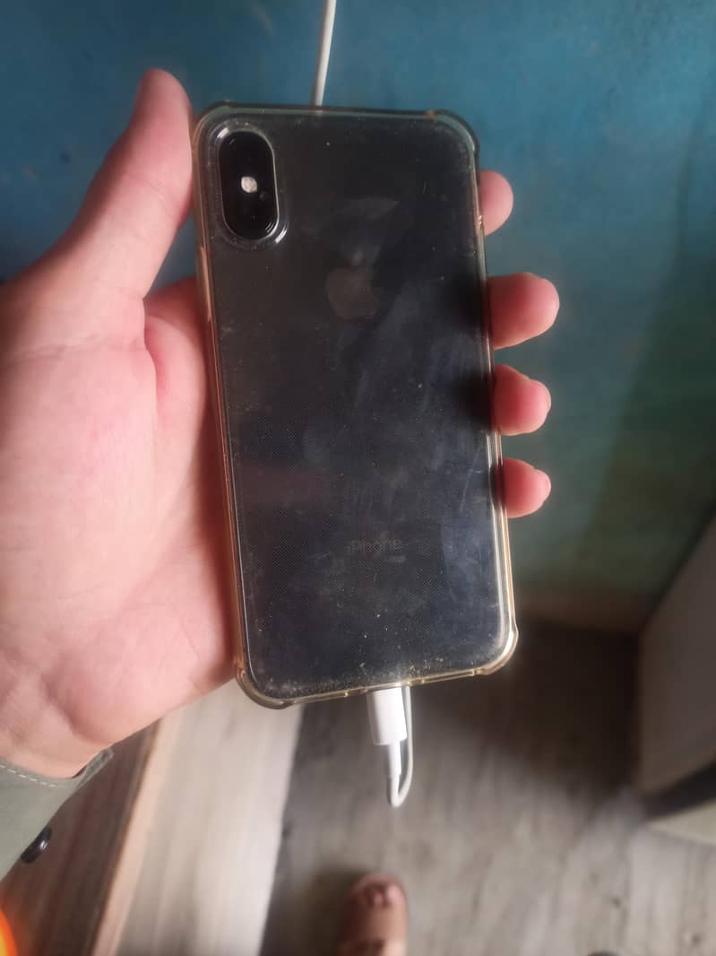 Apple iPhone XS 3