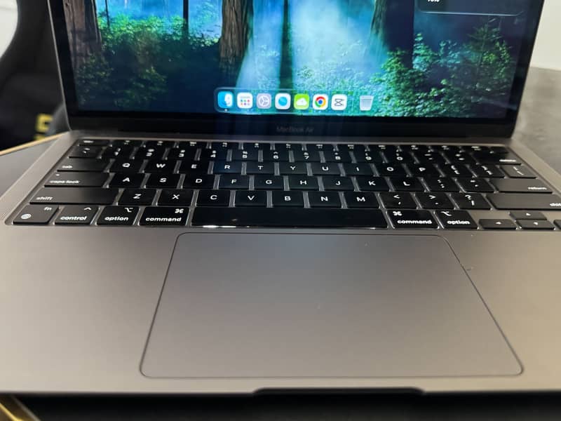Macbook M1 Air 0