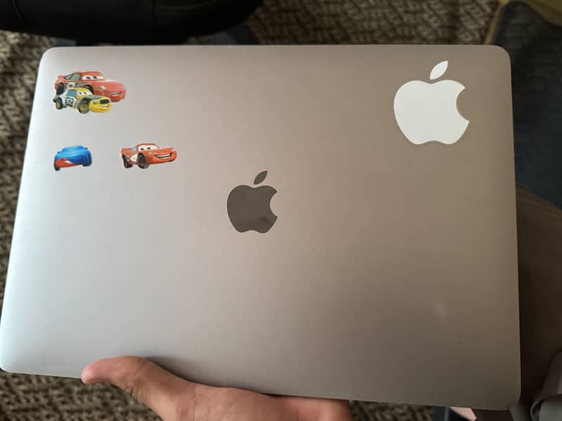 Macbook M1 Air 4