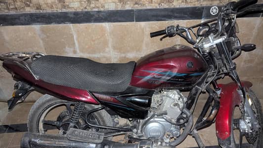 YB 125Z DX