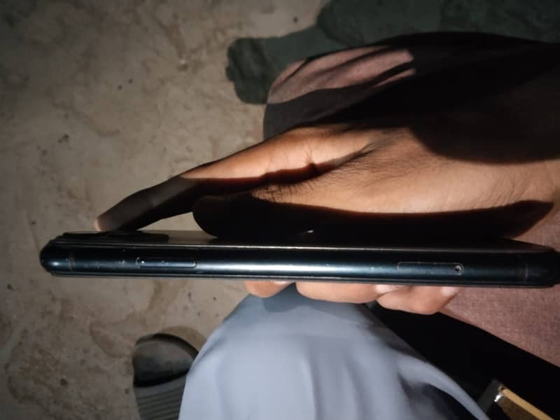 Apple iPhone XR 1