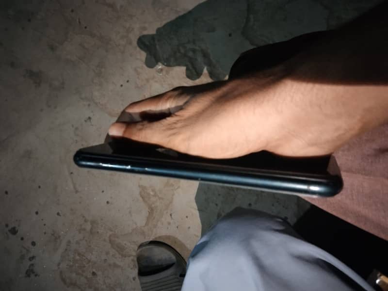Apple iPhone XR 3