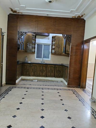 Upper portion 2 bedroom and drawing room Available For rent in E-11/1 near Markaz