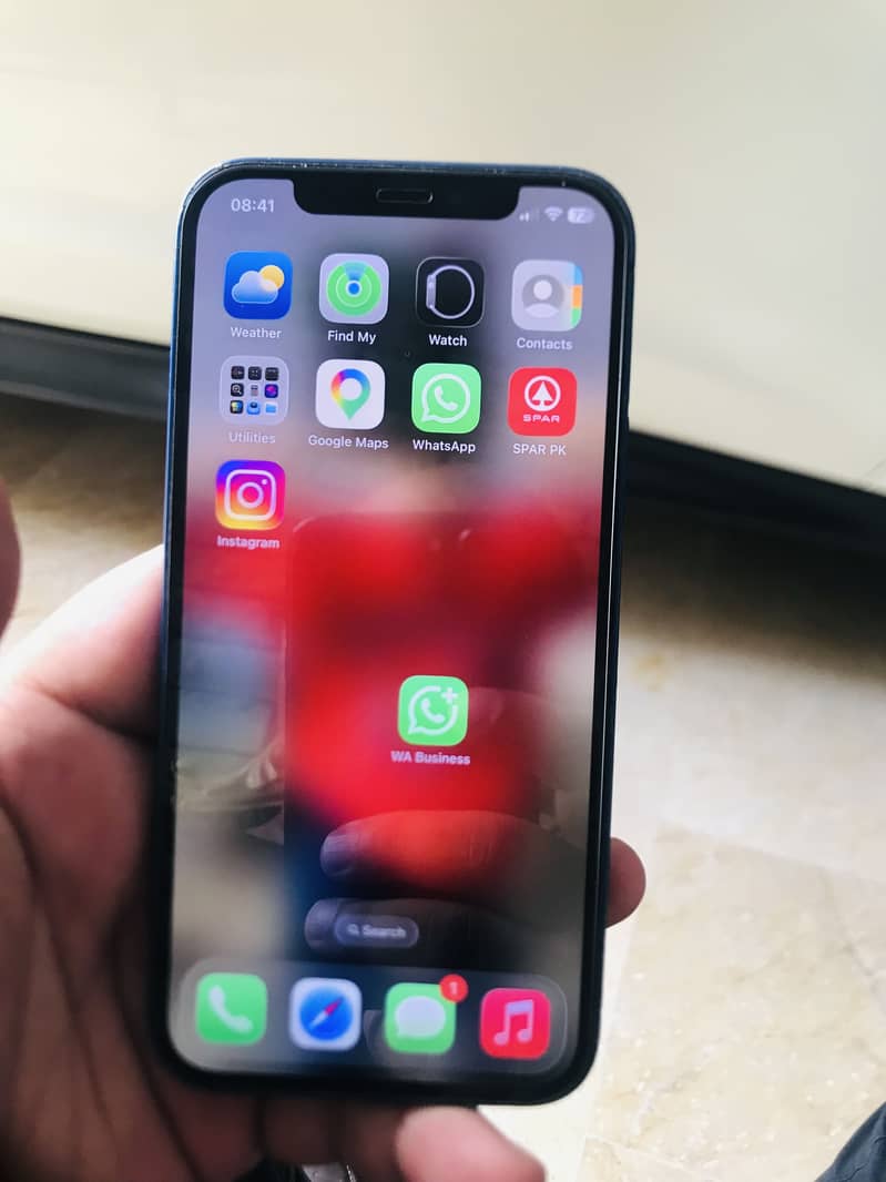 Apple iPhone 12 6