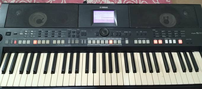 Yamaha PSR S650 Professional Piano Yamaha Keyboard Roland Casio Korg