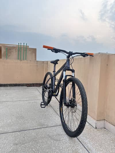 Fuji Nevada hardtail MTB bicycle