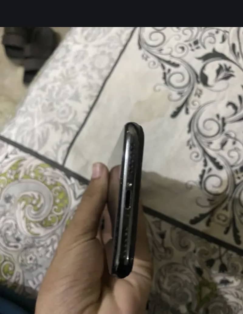 Apple iPhone X 1