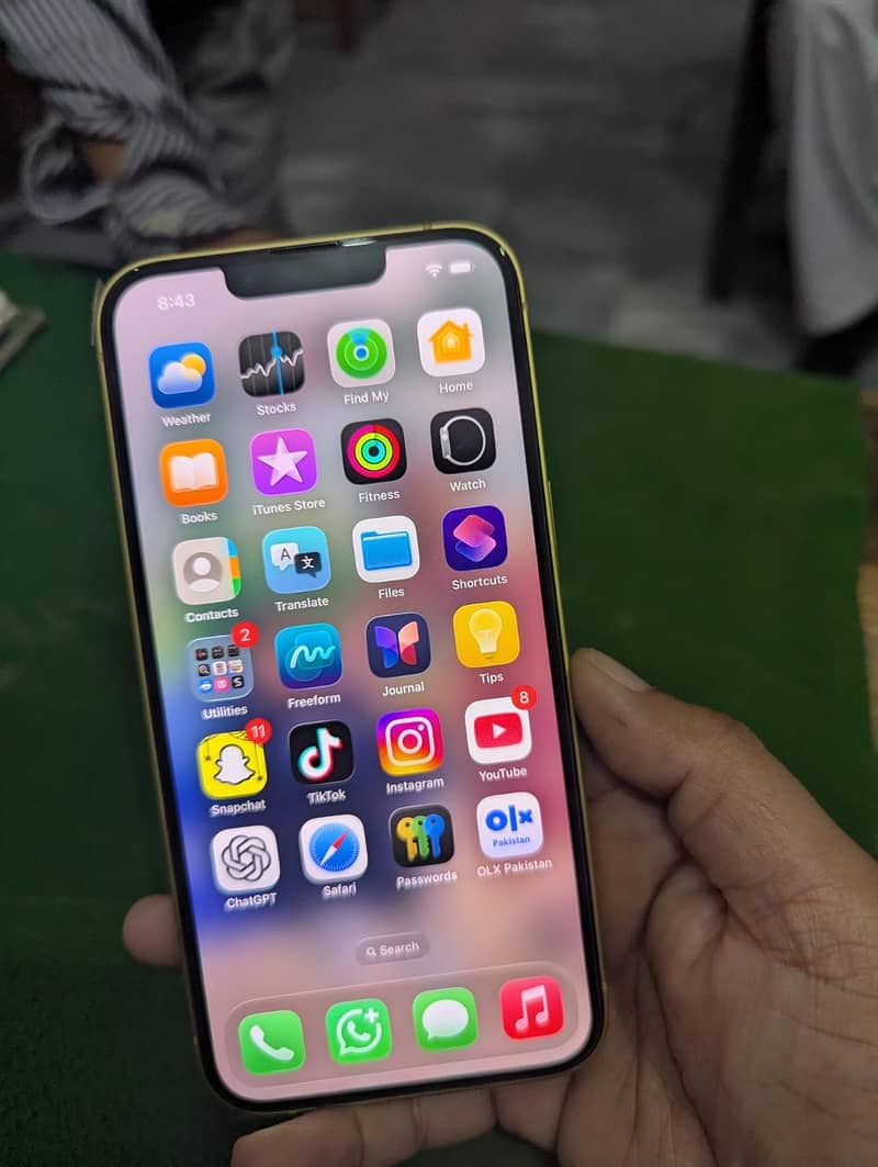iPhone 15 0