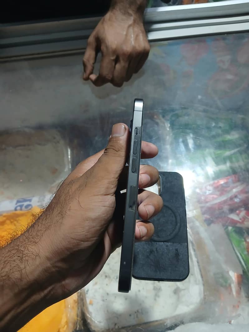 Apple iPhone 13 Pro 5