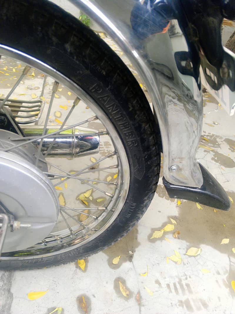 Honda CD 70 4