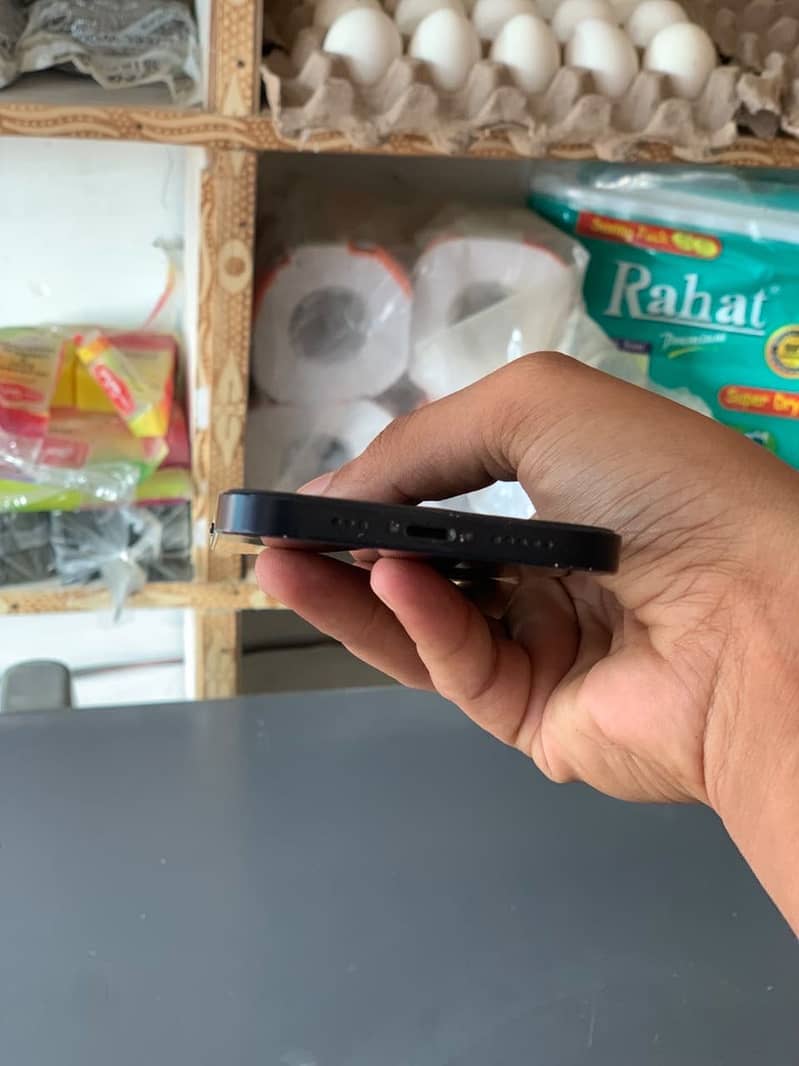 Apple iPhone 12 5