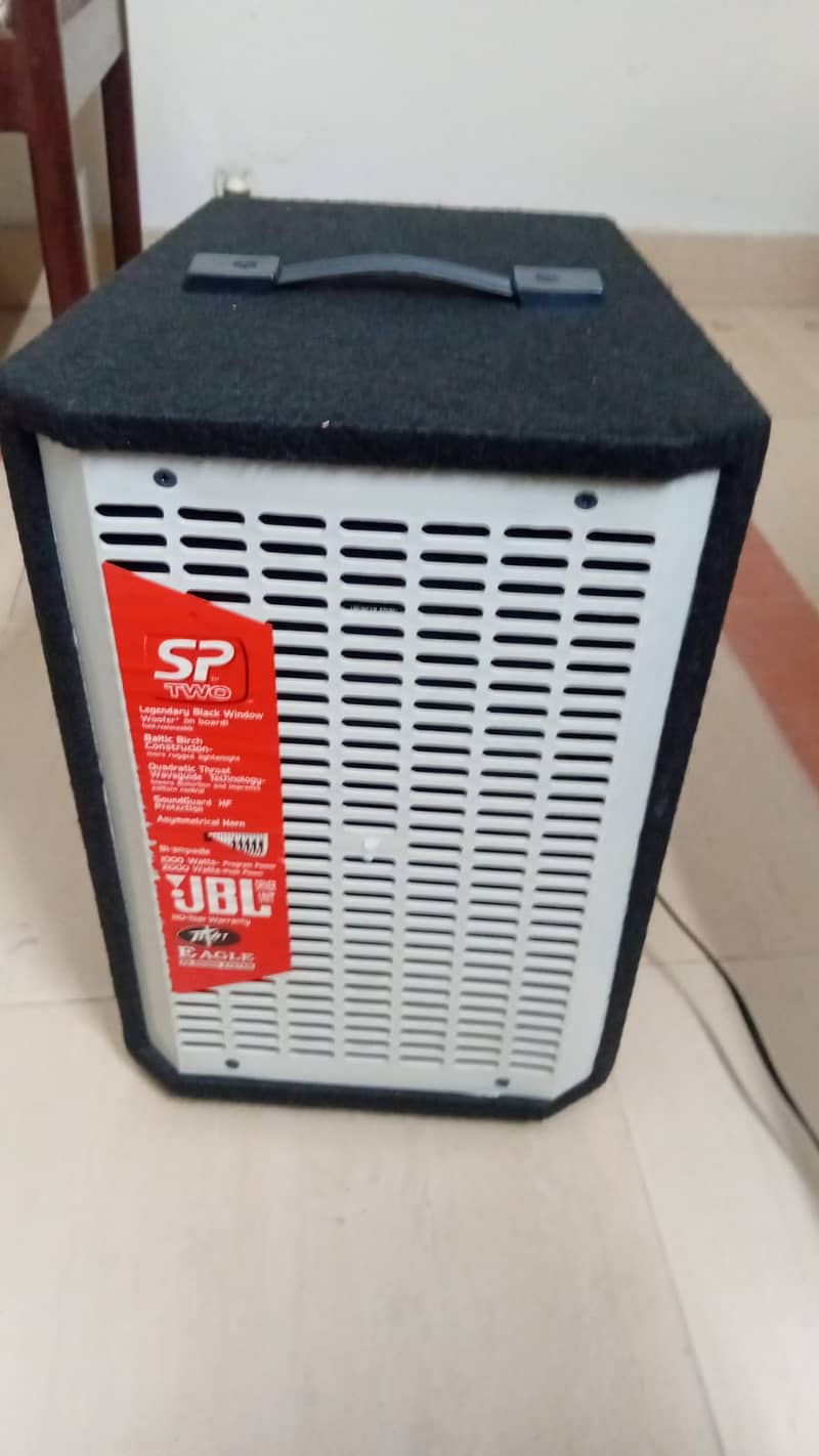 Mic and Speaker 0