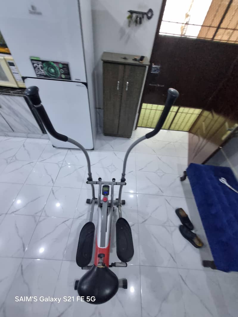 ORBIT TRACK EXERCISE BIKE 4
