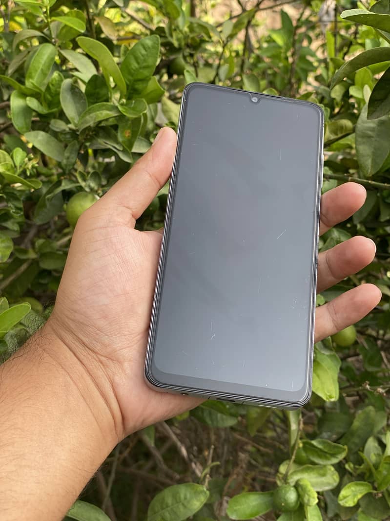 Samsung Mobile A06 1