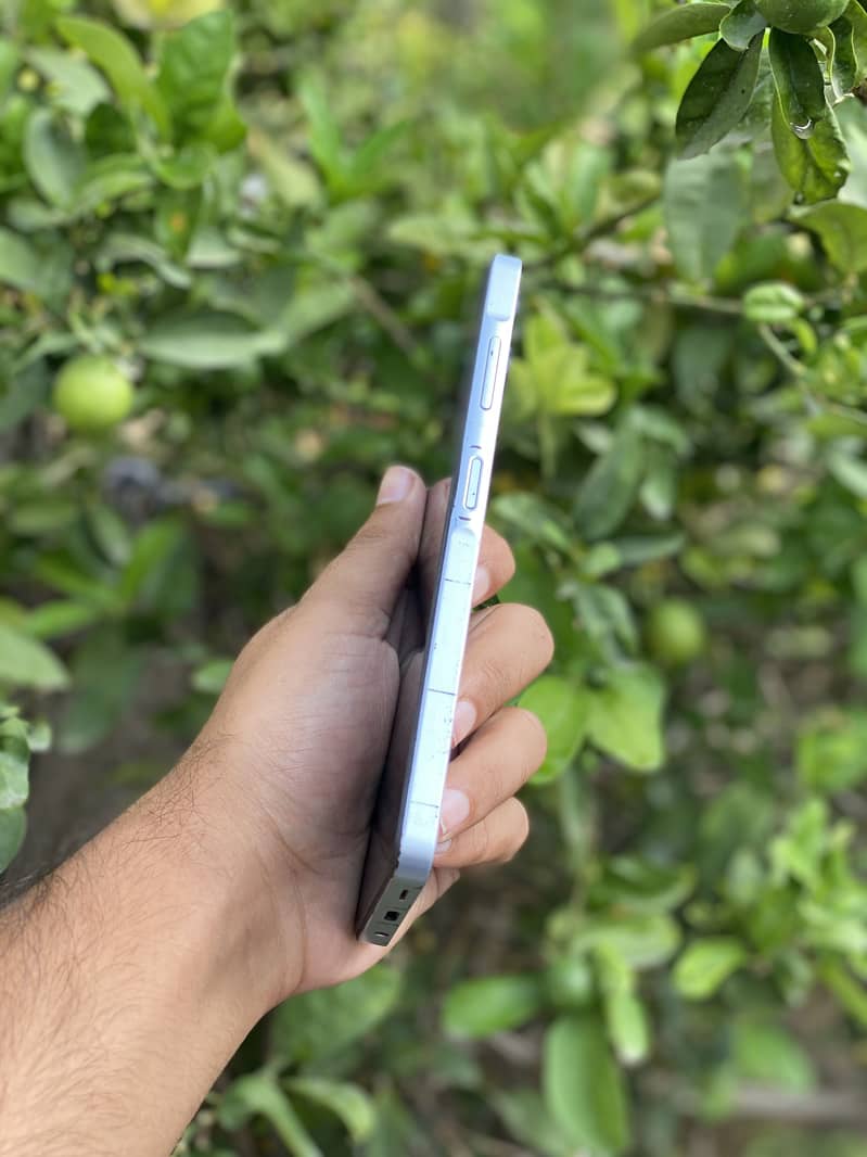 Samsung Mobile A06 3