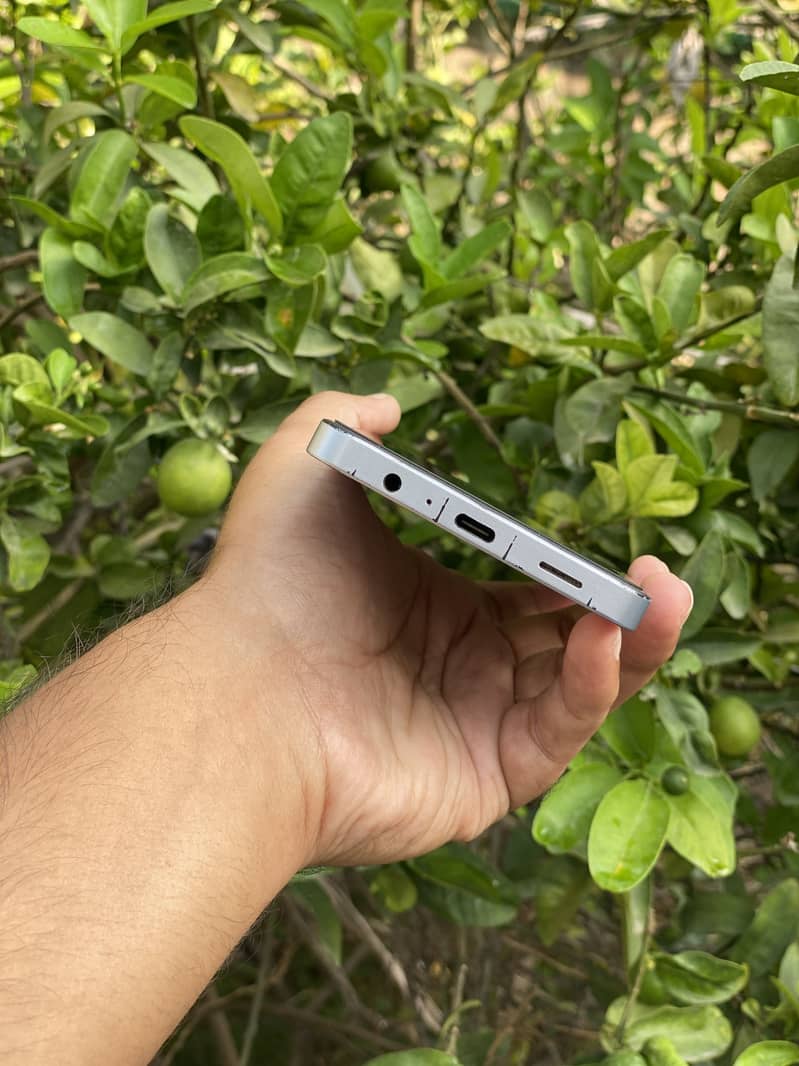 Samsung Mobile A06 4