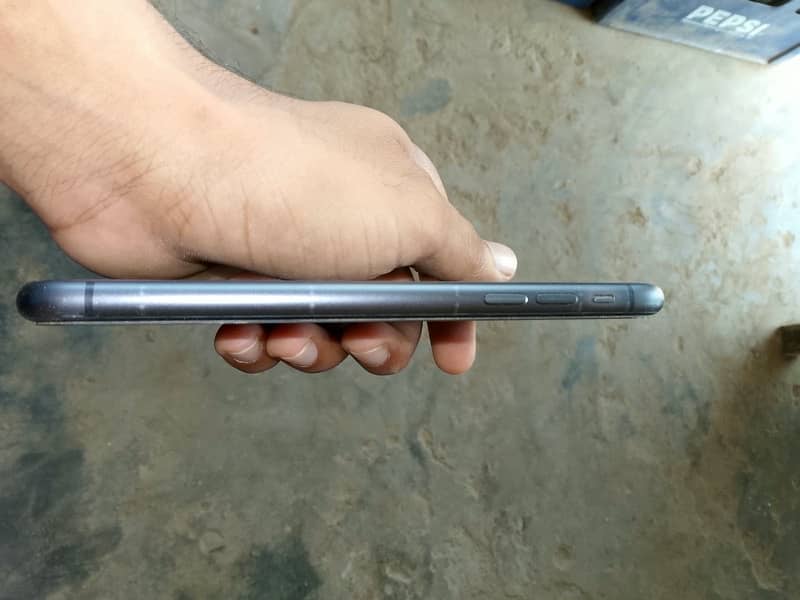 Apple iPhone 11 5