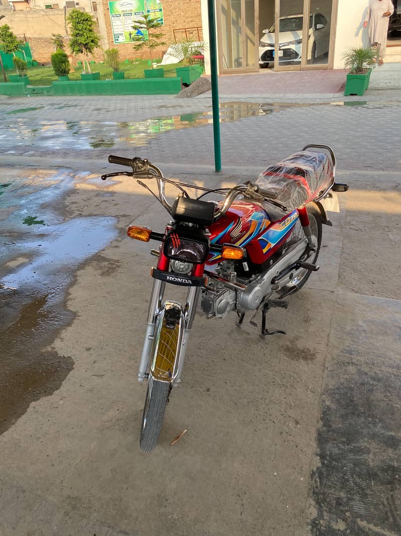 Honda CD 70 4