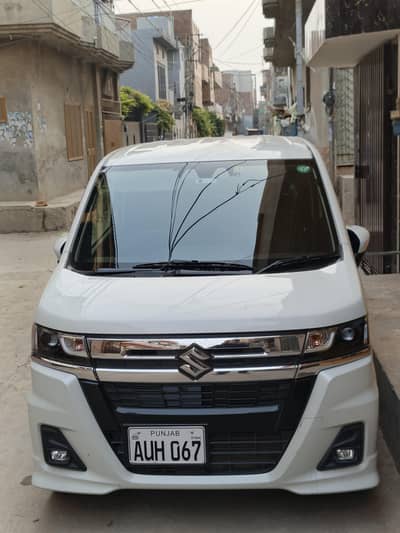 Suzuki Wagnor hybrid custom zx full option
