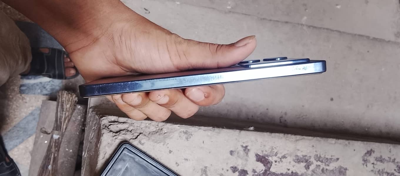 Infinix Note 40 5