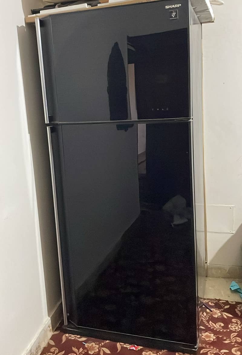 Sharp Fridge upper portion works perfectly. 0