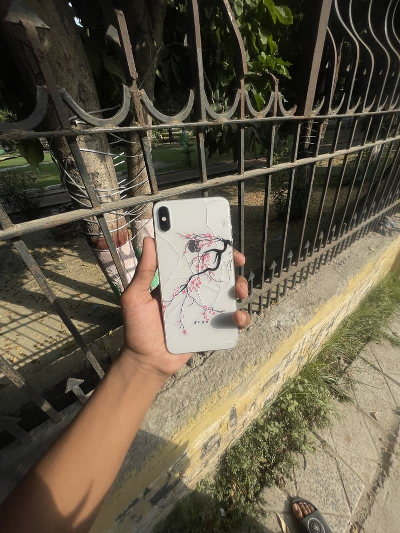 Apple iPhone XS Max 0