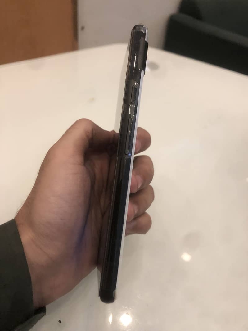 Google Pixel 6a 4