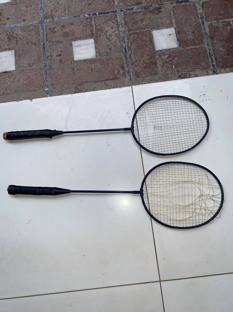 Badminton Rackets Pair 0