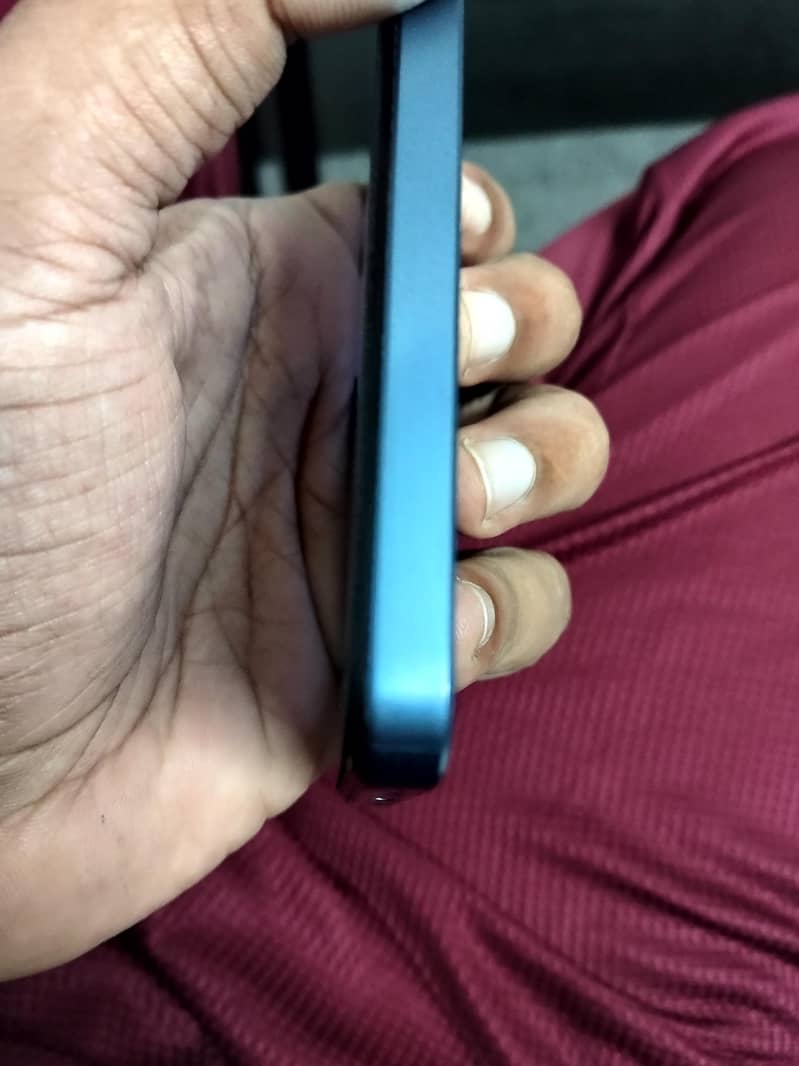 Realme C63 2