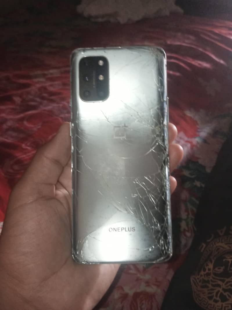 OnePlus 8t 1