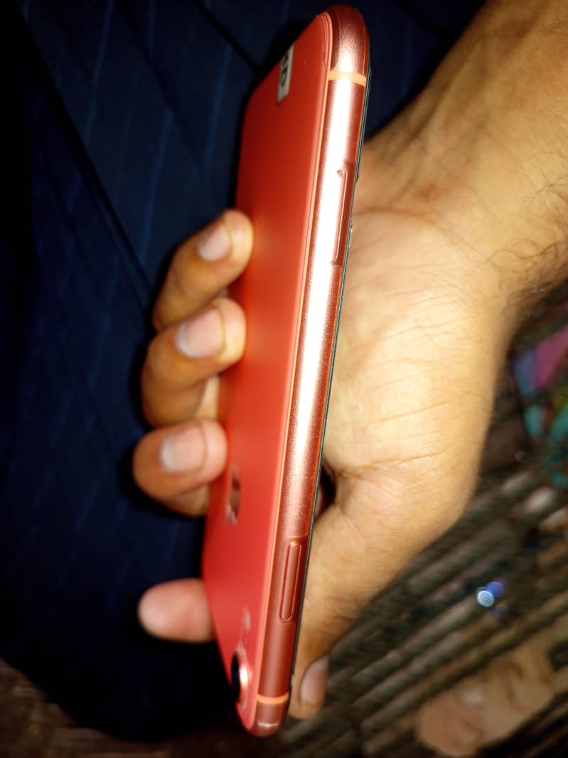Apple iPhone XR 1
