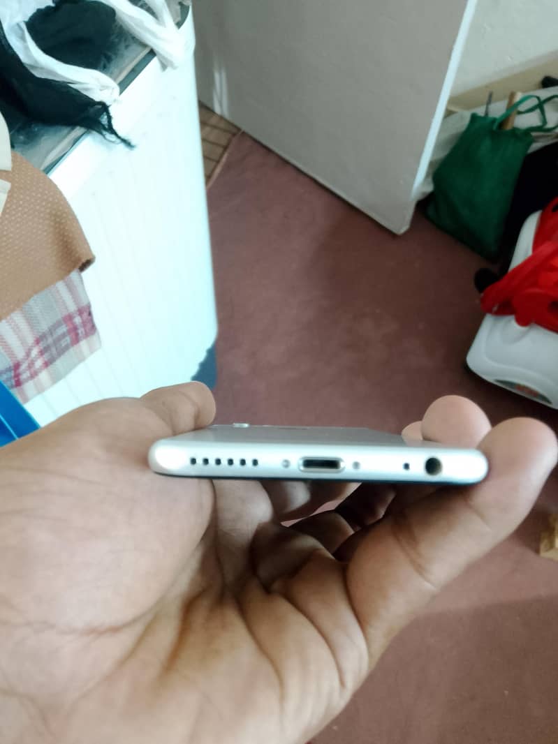 Apple iPhone 6 3