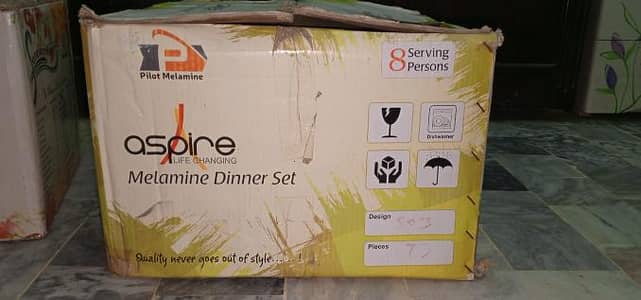 Aspire  8 persons dinners set
