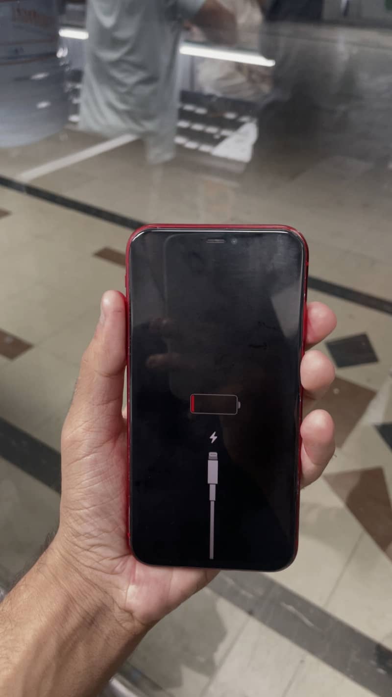 Apple iPhone 11 3
