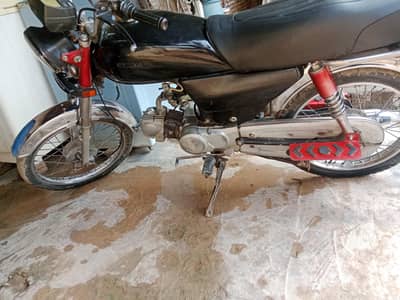 United 70 cc 78 model 2017 fresh condition and documents clear clear