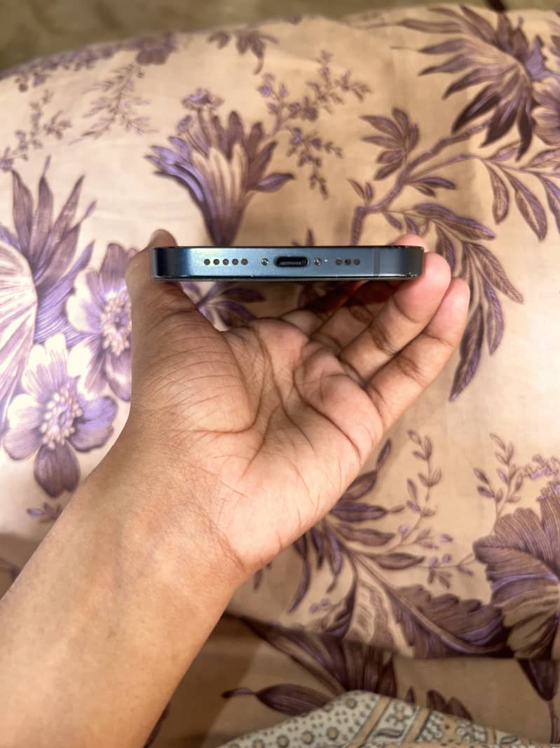Apple iPhone 14 0
