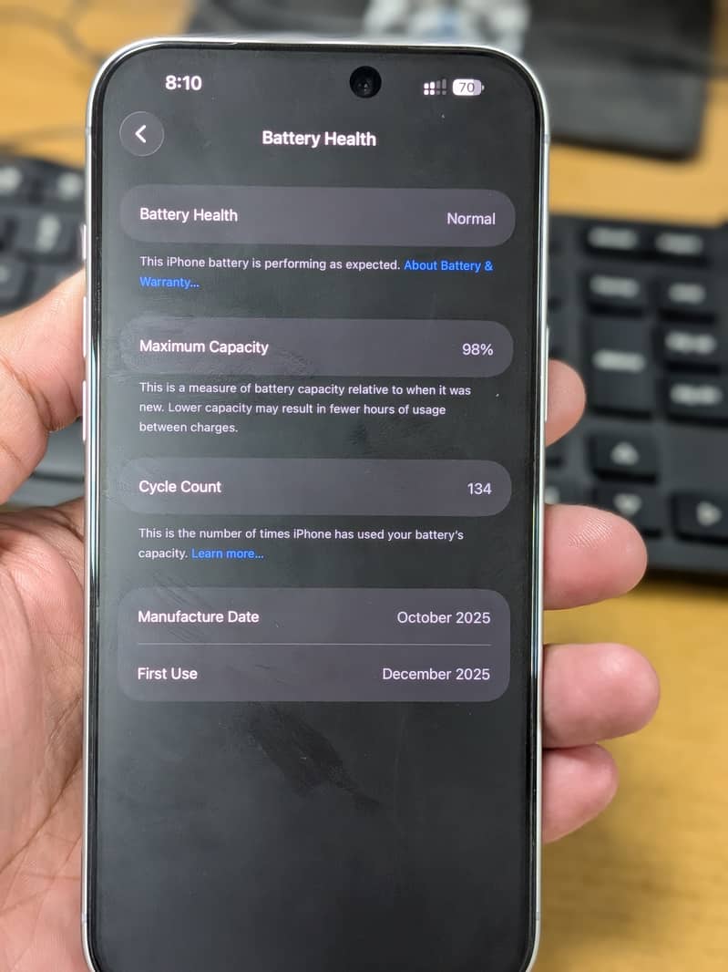 Apple iPhone 17 Pro Max 4