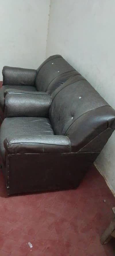 Beautiful Sofa Set for Sale | 3-Seater + 2 Single Sofas