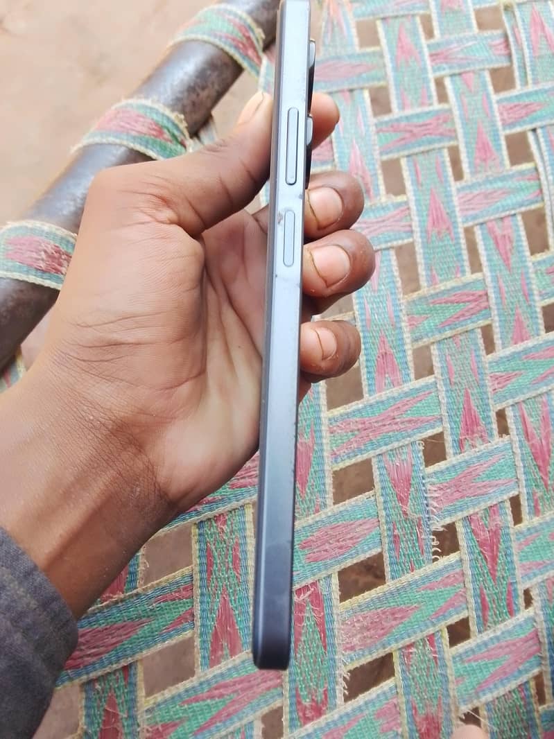 Realme Note 60x 2