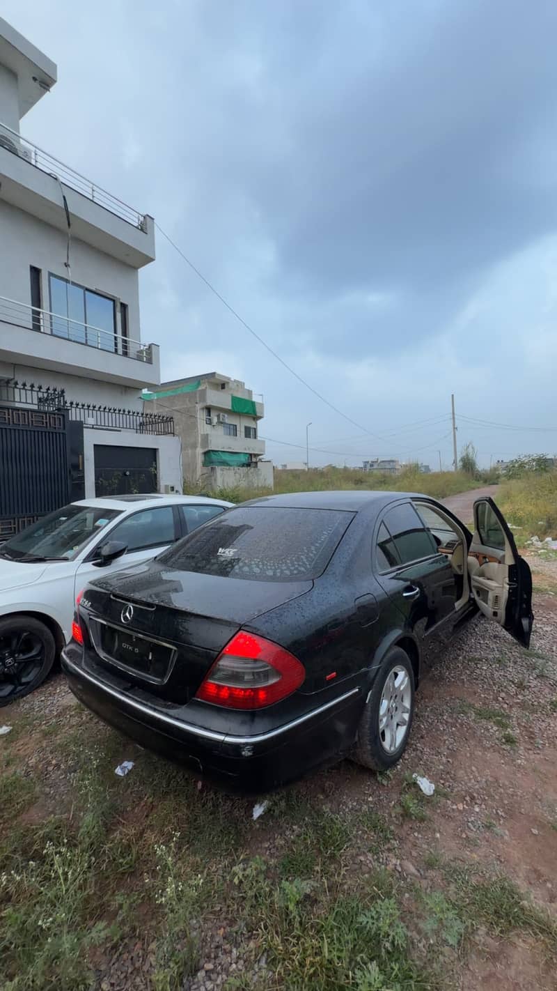 Mercedes E Class E280 2005 1
