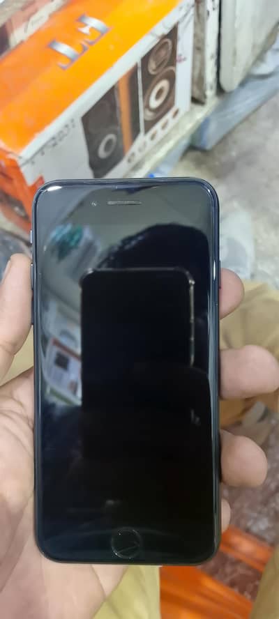 Apple iPhone SE 2020 Pta Approved